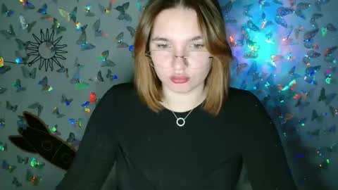 Kaitlin online show from 09/28/25, 10:09