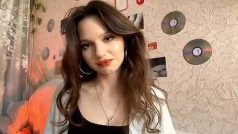 Roniy online show from 05/17/26, 08:55
