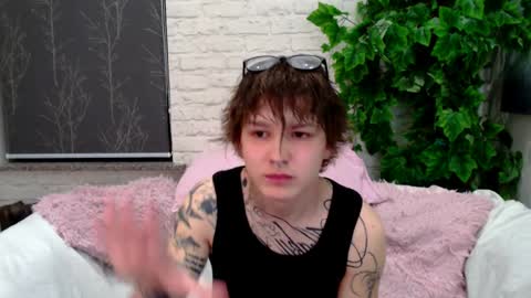 kaitonyan online show from 04/06/26, 08:04