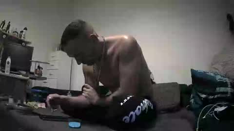 Snapshot of kaiusmaxi chatting on 11/16/25, 03:06 kaiusmaxi online show from 11/16/25, 03:06