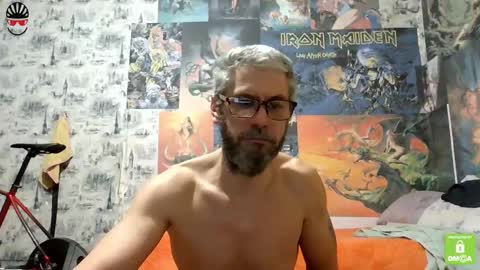 Snapshot of kaivbyry chatting on 03/11/25, 02:54 kalayashka online show from 03/11/25, 02:54