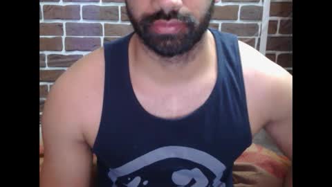 Vicky online show from 01/10/25, 04:51