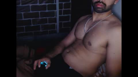 Vicky online show from 01/14/25, 06:07