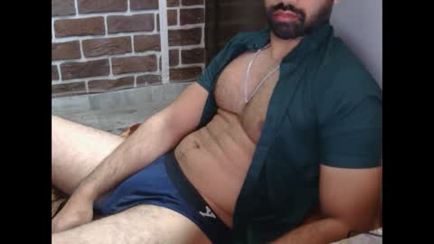 Vicky online show from 01/27/25, 05:04