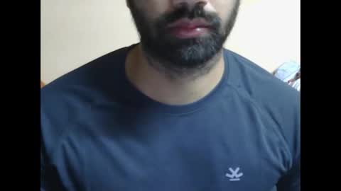 Vicky online show from 02/05/25, 04:37