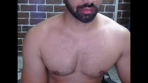 Vicky online show from 02/19/25, 04:44