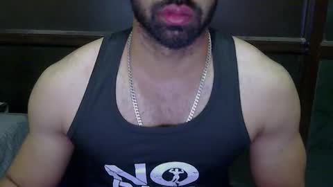 Vicky online show from 09/25/25, 04:43