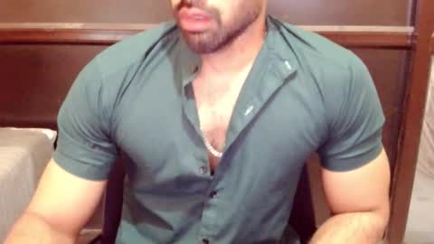 Vicky online show from 10/18/25, 06:05