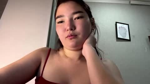 Snapshot of kalalinet chatting on 06/19/26, 04:44 Sakura online show from 06/19/26, 04:44