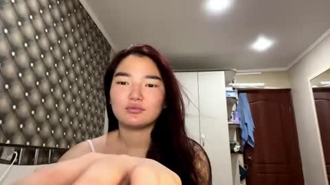 Sakura online show from 06/29/26, 04:07
