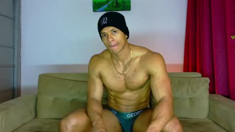 Snapshot of kale_tomson chatting on 06/16/26, 12:35 kale thomson online show from 06/16/26, 12:35