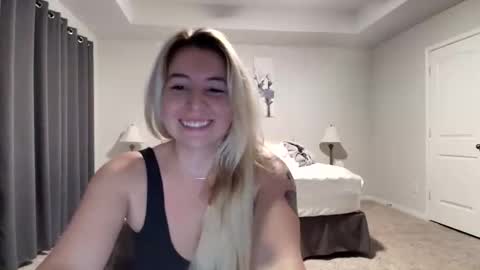 Kaliii jones online show from 11/23/25, 10:04