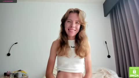 Snapshot of kalisee_ chatting on 04/23/26, 08:46 Kalisee online show from 04/23/26, 08:46