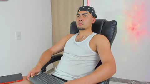 K A L I online show from 04/27/26, 06:22