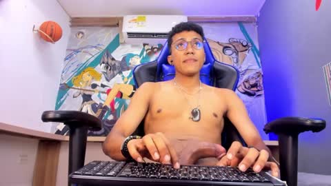 kall_ell_ online show from 04/10/26, 07:51