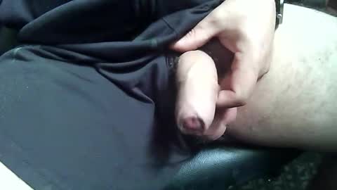 Snapshot of kallaa81 chatting on 09/17/25, 01:02 kallaa81 online show from 09/17/25, 01:02