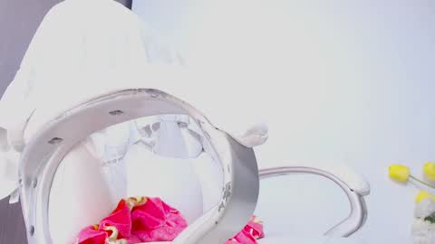 Hannah online show from 09/15/25, 01:55