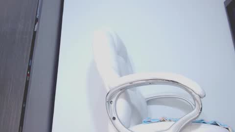 Hannah online show from 12/22/25, 11:24