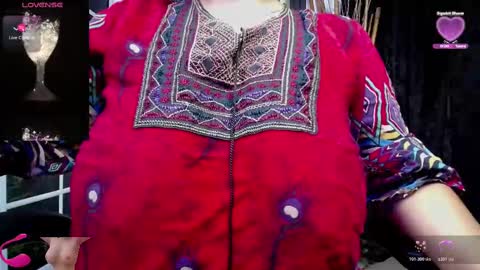 Snapshot of kalpananaisha_ chatting on 11/12/25, 10:04 Alisha online show from 11/12/25, 10:04