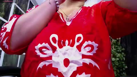 Snapshot of kalpananaisha_ chatting on 11/20/25, 10:15 Alisha online show from 11/20/25, 10:15