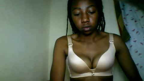 kalyssia_belle online show from 07/05/26, 10:06