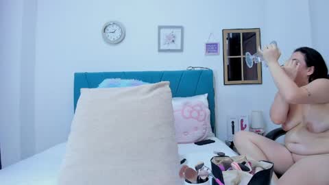 Kamilalopez online show from 04/05/26, 08:39