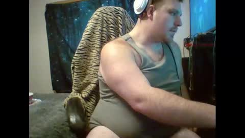 kama4201 online show from 11/16/25, 03:23