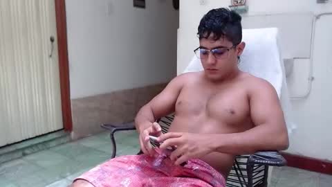 kamenov00 online show from 09/08/25, 03:22