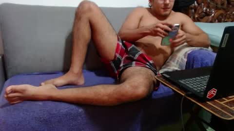 kamenov00 online show from 10/21/25, 12:00