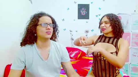 Dante and Carolina independient model online show from 01/12/25, 12:07