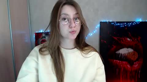kamilla_love_ online show from 03/30/26, 12:17