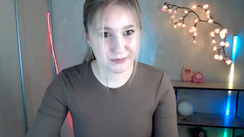 kamilla_love_ online show from 05/29/26, 11:52