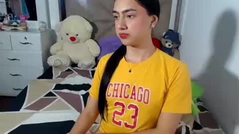 Snapshot of kammi_candy chatting on 07/10/26, 02:49 -- kammi -- online show from 07/10/26, 02:49