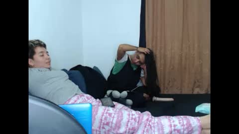 kammy   y   camila online show from 04/21/26, 02:56