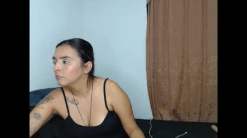 kammy   y   camila online show from 04/22/26, 03:13