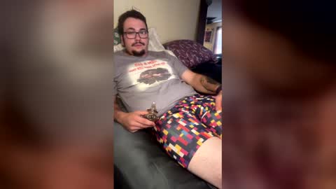 Snapshot of kandkentertainment2 chatting on 12/21/25, 09:00 George and Mandi online show from 12/21/25, 09:00