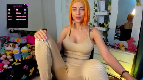 hello  Im Danni online show from 04/24/26, 01:35