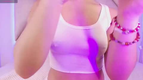 Cami online show from 09/12/25, 12:05