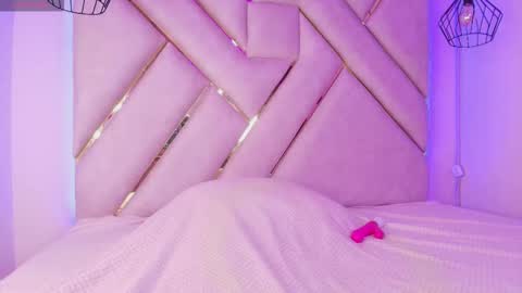 Cami online show from 09/27/25, 12:10