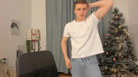 Snapshot of kanvalkyrie chatting on 12/19/25, 09:00 kanvalkyrie online show from 12/19/25, 09:00