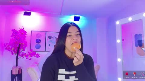 Kaori online show from 10/08/25, 12:25