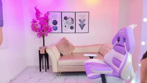 Kaori online show from 11/27/25, 01:02