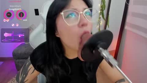 Hanny online show from 04/24/26, 05:48