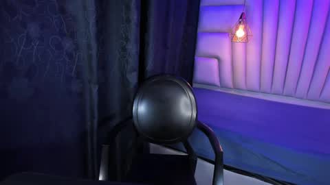 kaorii_lee online show from 09/10/25, 12:16