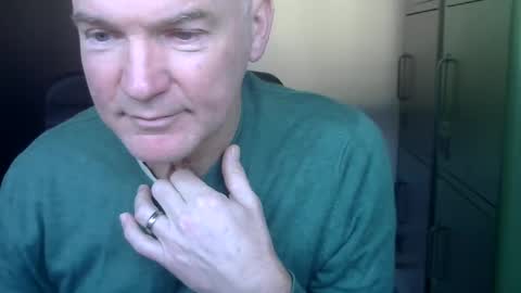 Robbie online show from 01/11/25, 10:51