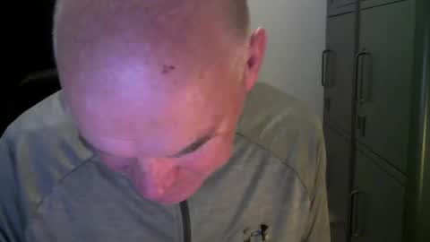 Robbie online show from 10/01/25, 04:18