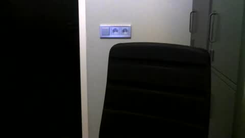 Robbie online show from 10/15/25, 04:34