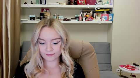 Kara. Off from 15th till 24th of December online show from 01/11/26, 10:04