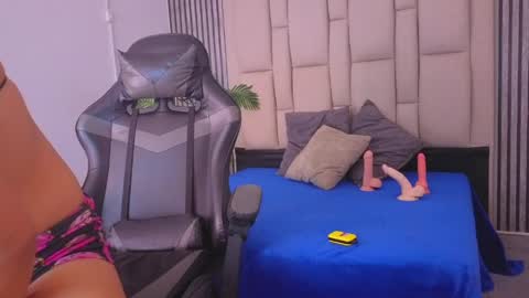 karamoss online show from 04/16/26, 09:15