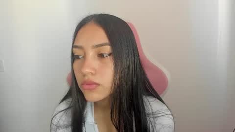 Snapshot of karely_sweet_ chatting on 07/06/26, 03:03 karely_sweet_ online show from 07/06/26, 03:03